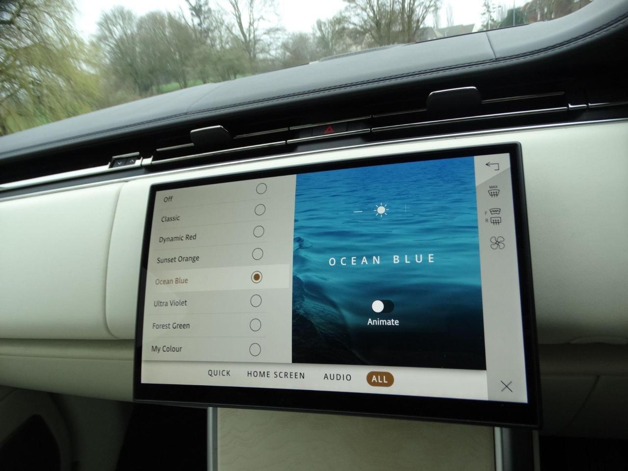 2023 Land Rover 3.0 P550e 38.2kWh SV Auto 4WD Euro 6 (s/s) 5dr