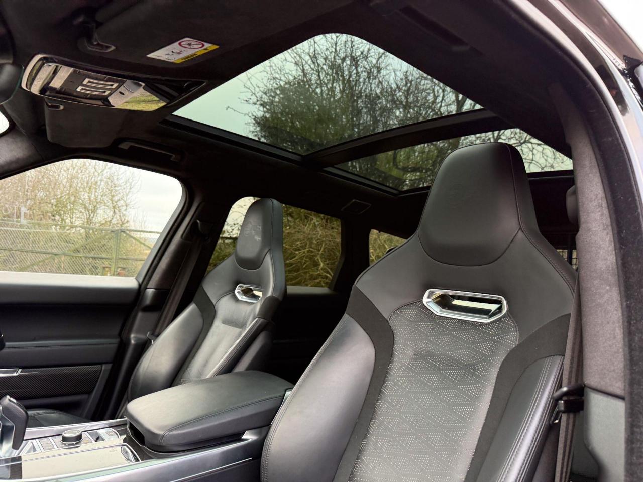 2020 Land Rover 5.0 P575 V8 SVR Carbon Edition SUV 5dr Petrol Auto 4WD Euro 6 (s/s) (575 ps)