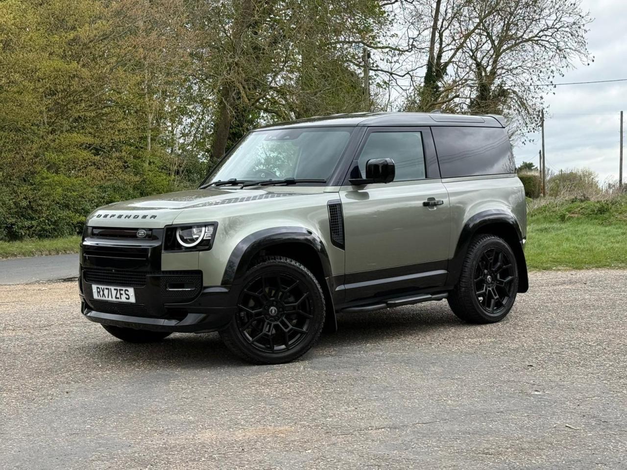 2021 Land Rover 3.0 D200 MHEV Hard Top SUV Auto 4WD SWB Euro 6 (s/s) 3dr