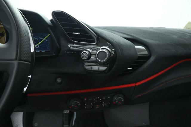 2020 Ferrari 488 Pista