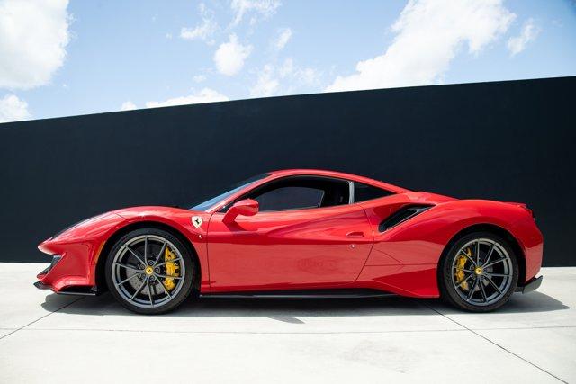 2020 Ferrari 488 Pista
