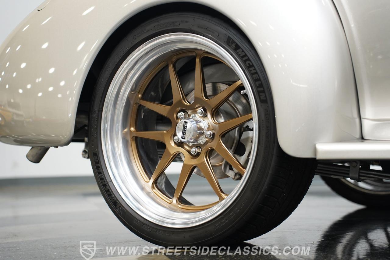 1940 Chevrolet Coupe Street Rod