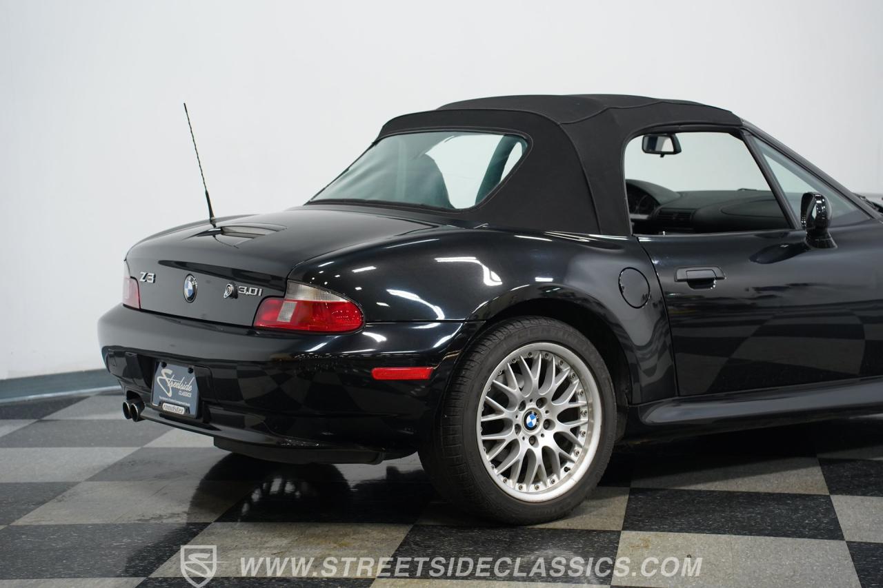 2002 BMW Z3 3.0i Coupe