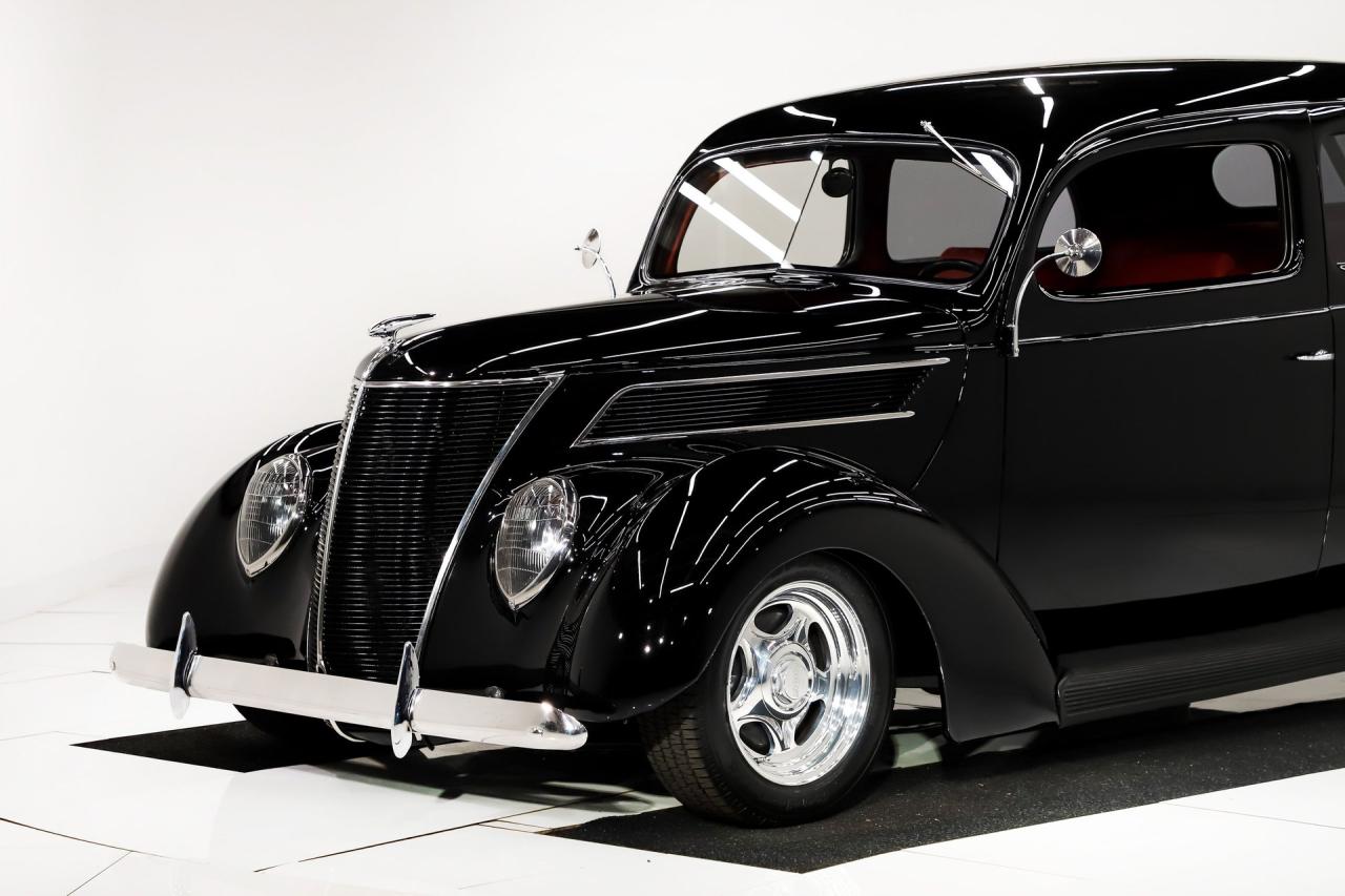 1937 Ford Slantback