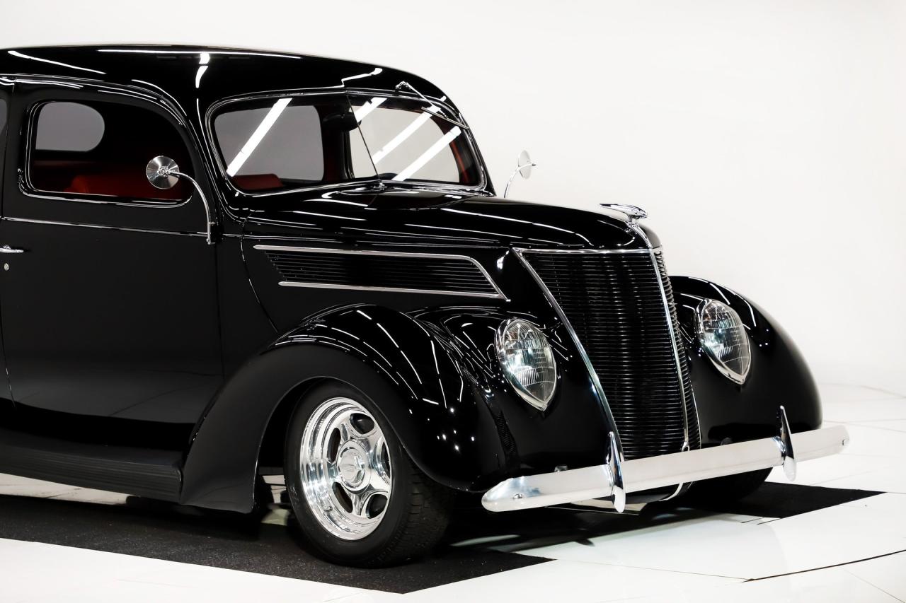 1937 Ford Slantback