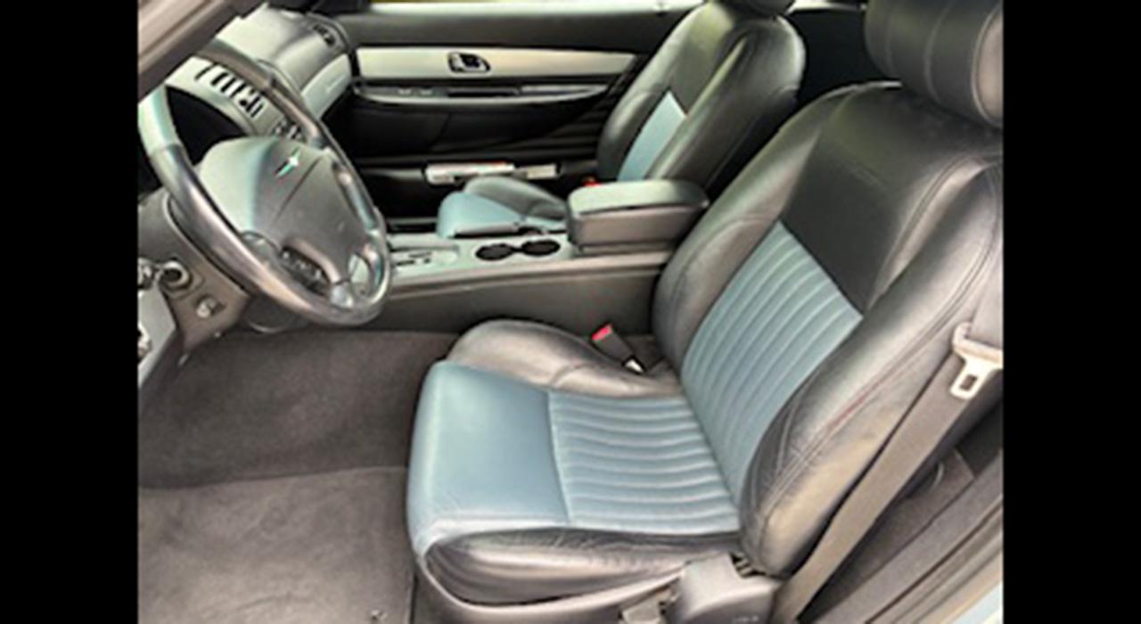 2005 Ford Thunderbird