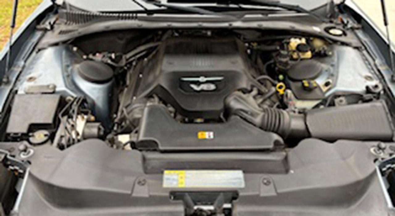 2005 Ford Thunderbird