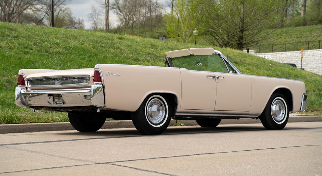 1962 Lincoln Continental