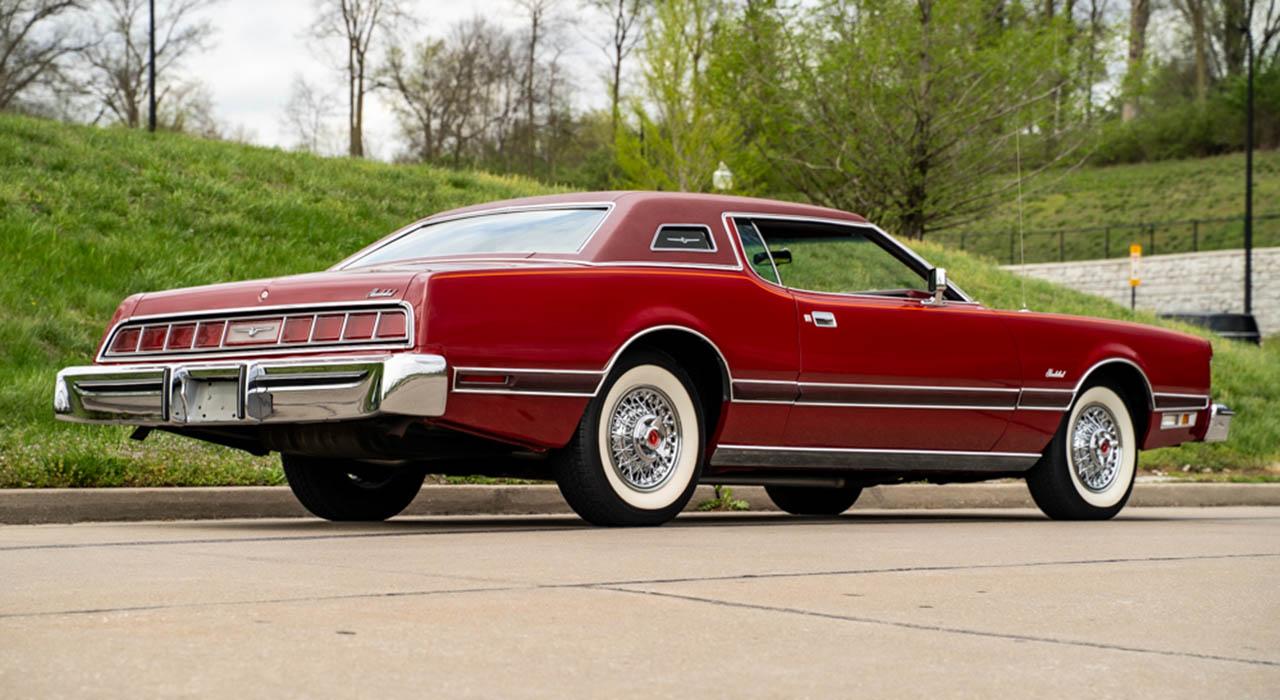 1975 Ford Thunderbird