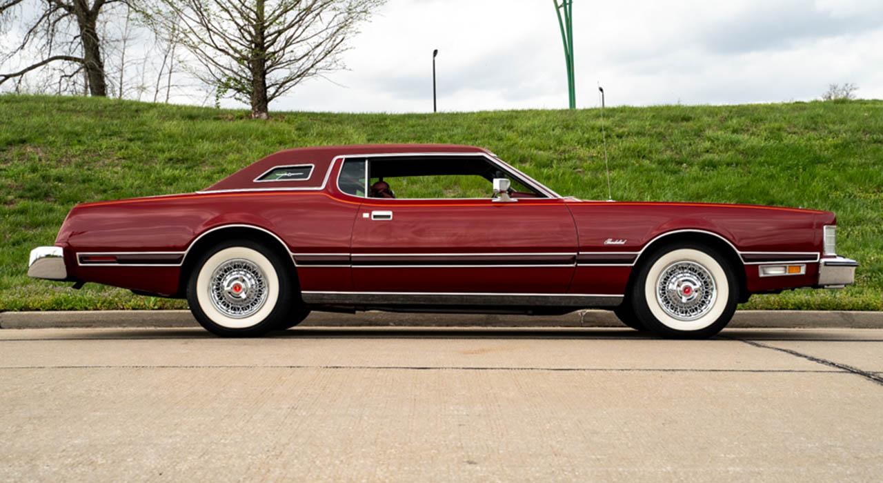 1975 Ford Thunderbird