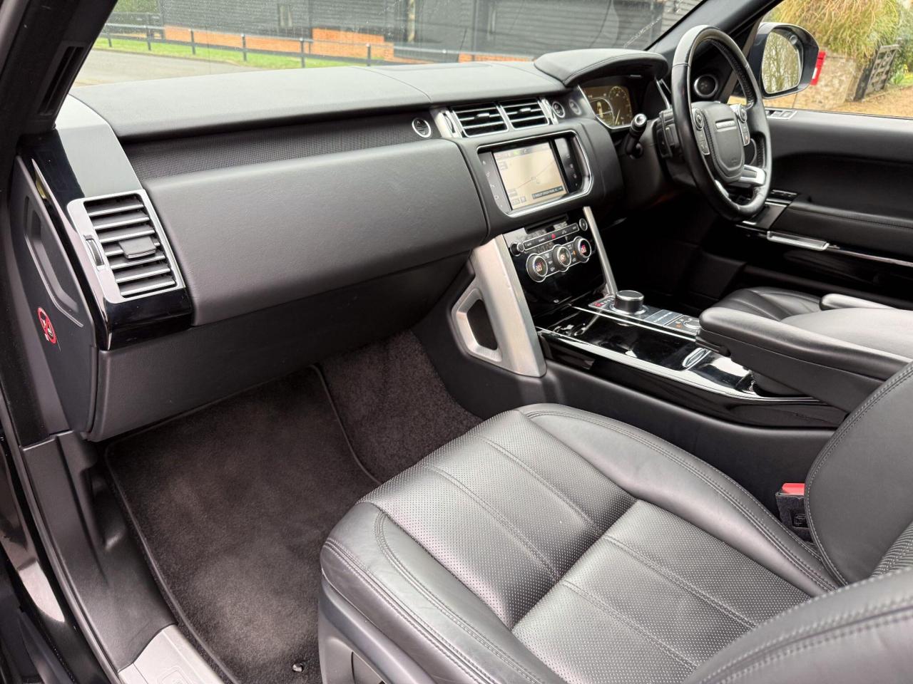 2016 Land Rover 3.0 TD V6 Vogue Auto 4WD Euro 6 (s/s) 5dr