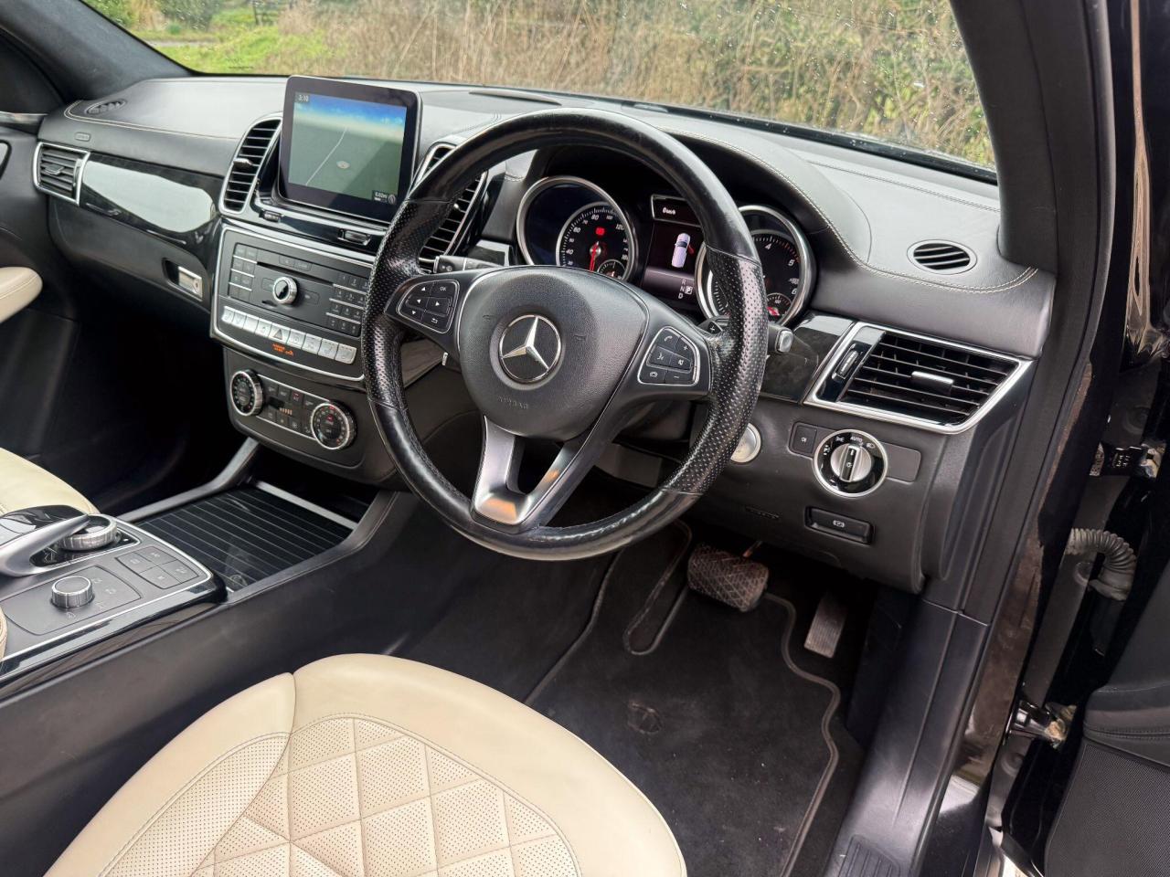 2017 Mercedes - Benz 3.0 GLE350d V6 designo Line SUV 5dr Diesel G-Tronic 4MATIC Euro 6 (s/s) (258 ps)