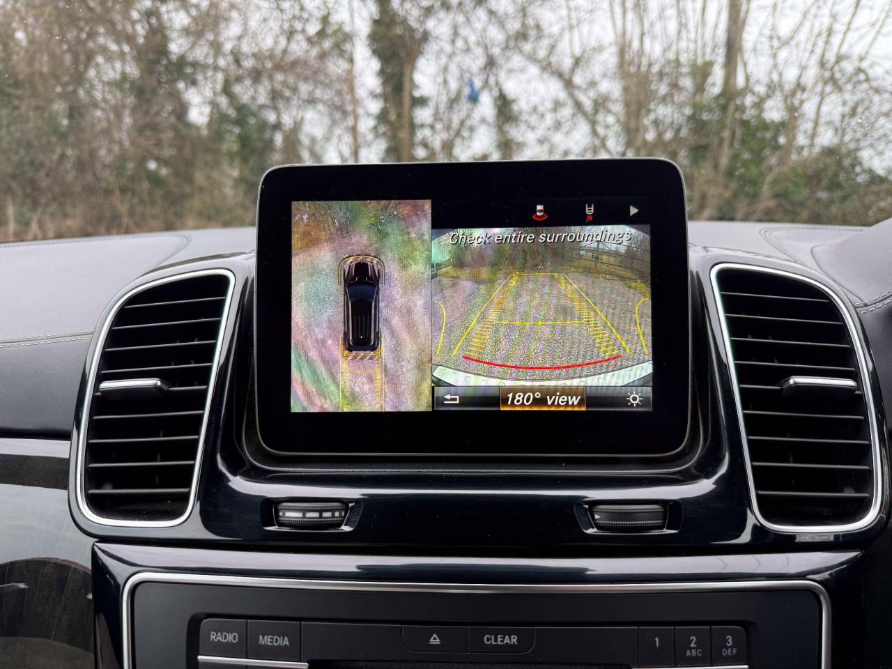 2017 Mercedes - Benz 3.0 GLE350d V6 designo Line SUV 5dr Diesel G-Tronic 4MATIC Euro 6 (s/s) (258 ps)