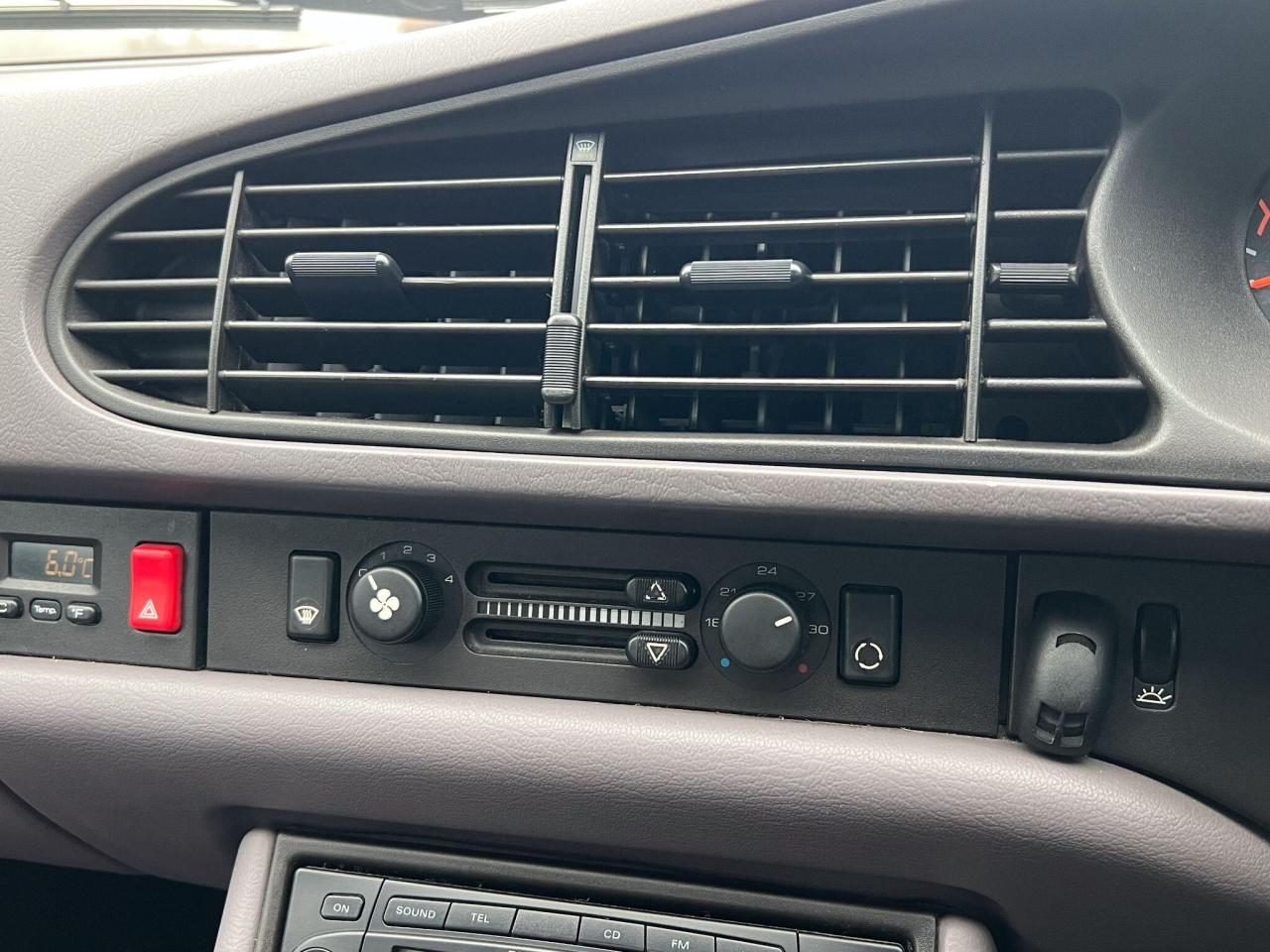 1993 Porsche 3.0 Cabriolet Tiptronic 2dr