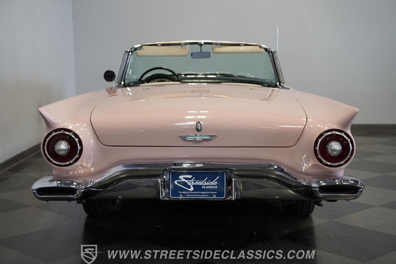 1957 Ford Thunderbird