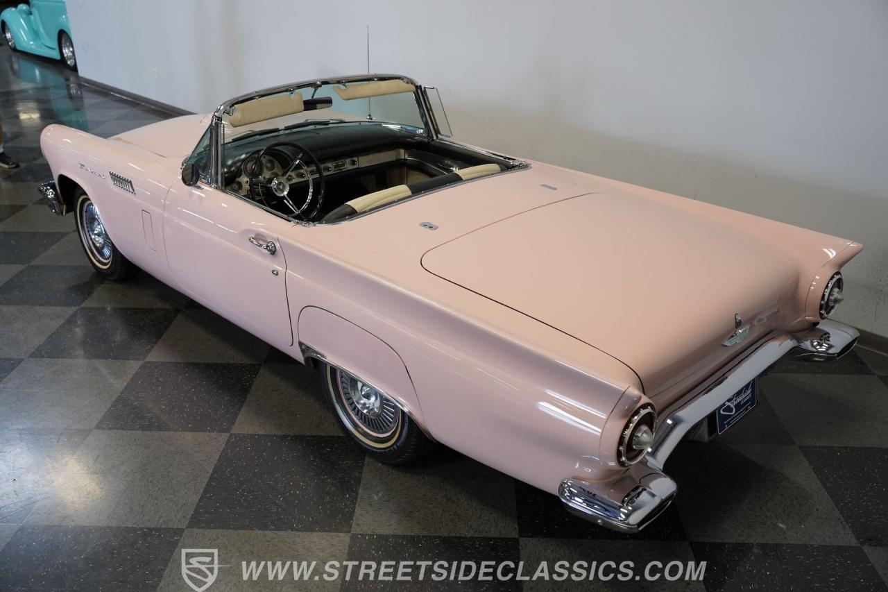 1957 Ford Thunderbird