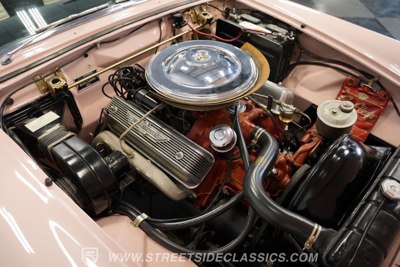 1957 Ford Thunderbird