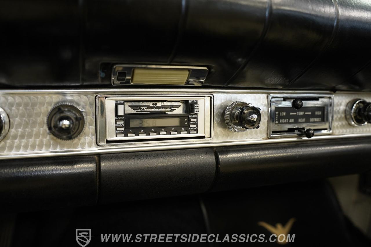 1957 Ford Thunderbird