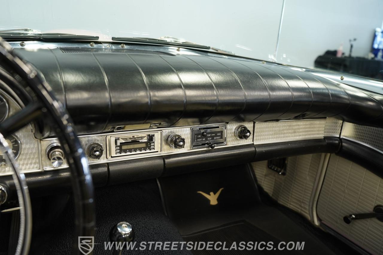 1957 Ford Thunderbird