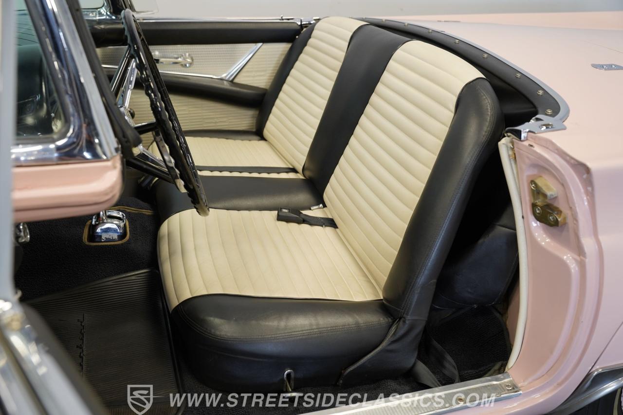 1957 Ford Thunderbird