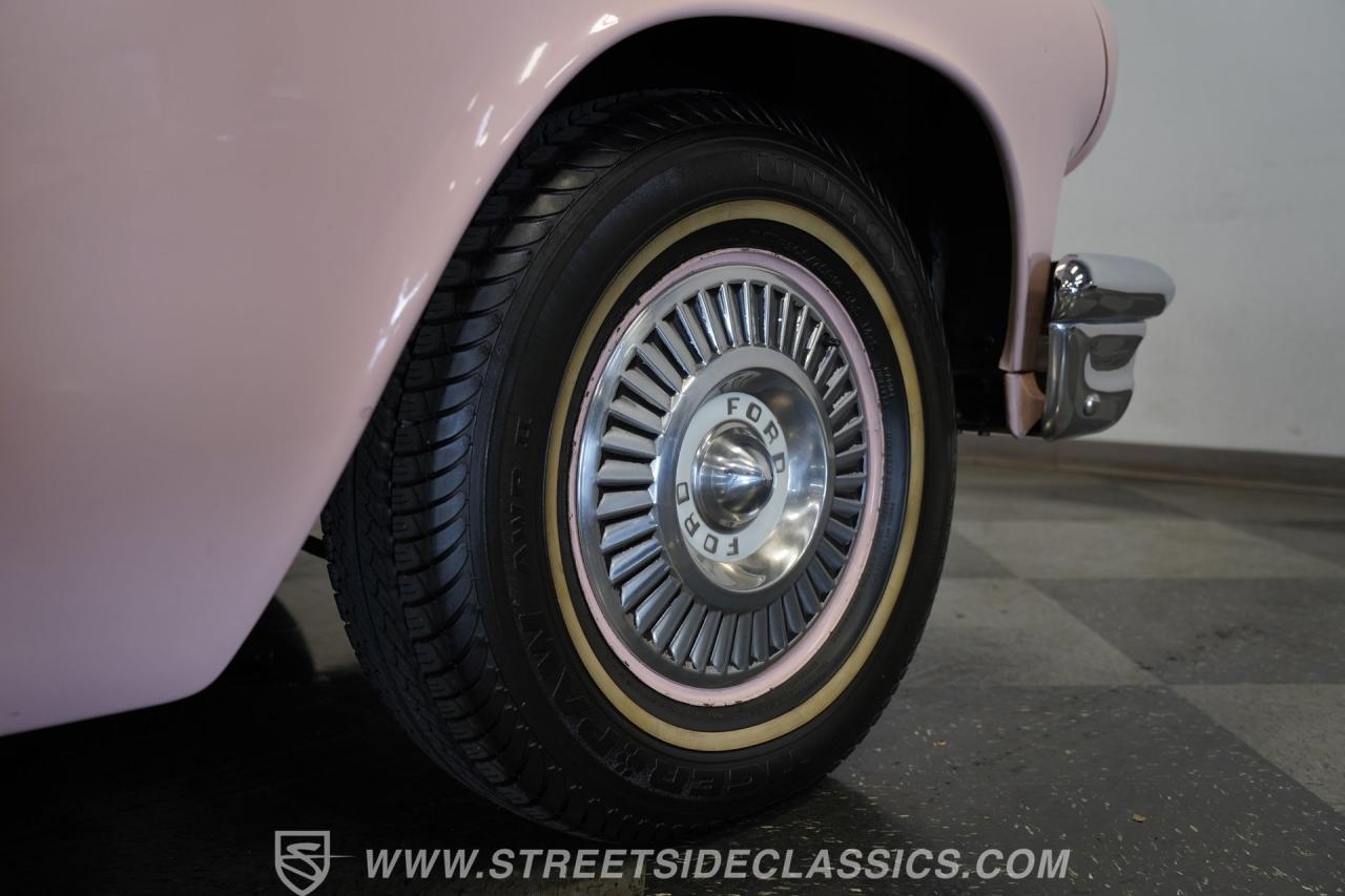 1957 Ford Thunderbird