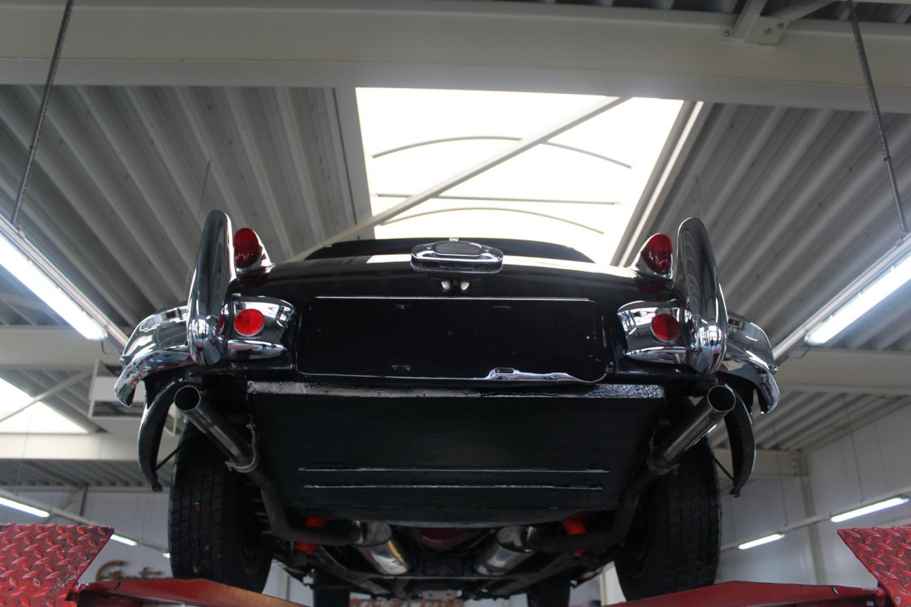 1957 Jaguar XK140 SE Drophead Coupe &ldquo;Overdrive&rdquo;