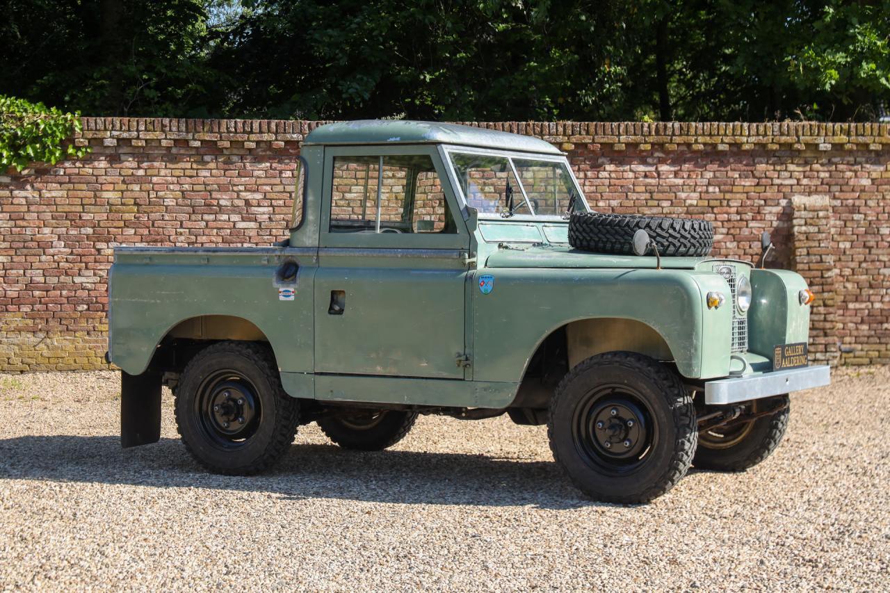 1965 Land Rover 88 IIA &ldquo;Regular with truck cab&rdquo;