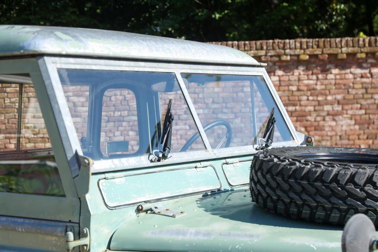 1965 Land Rover 88 IIA &ldquo;Regular with truck cab&rdquo;