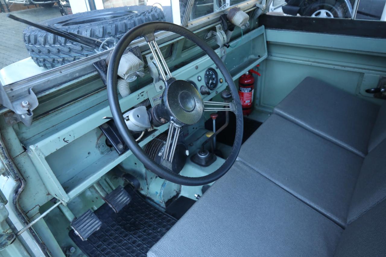 1965 Land Rover 88 IIA &ldquo;Regular with truck cab&rdquo;