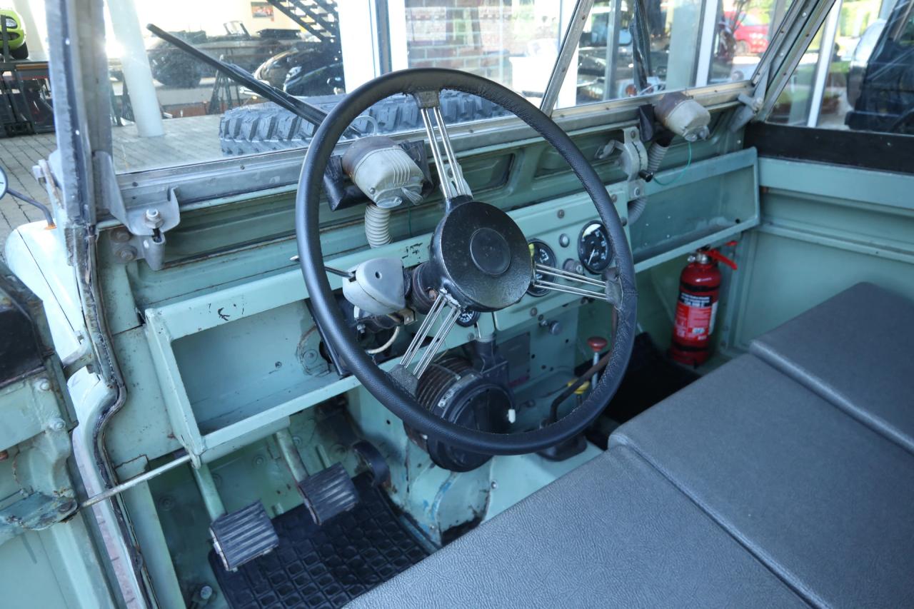 1965 Land Rover 88 IIA &ldquo;Regular with truck cab&rdquo;