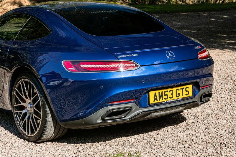 2017 Mercedes - Benz AMG GT S PREMIUM