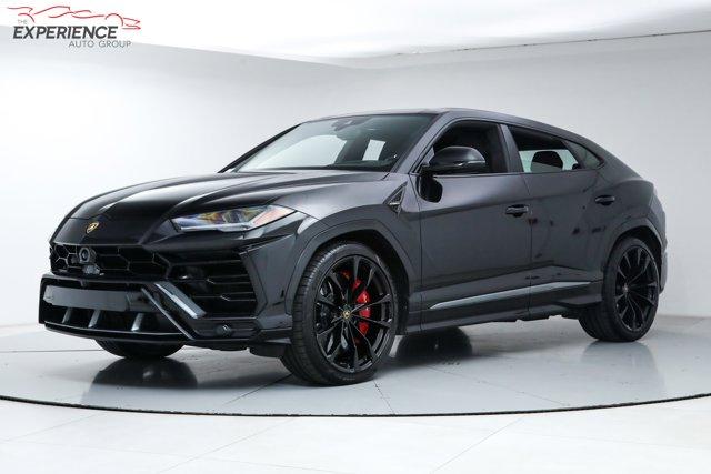 2022 Lamborghini Urus