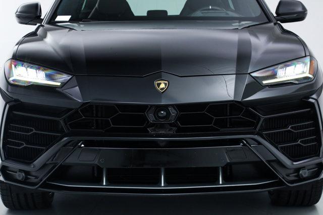 2022 Lamborghini Urus