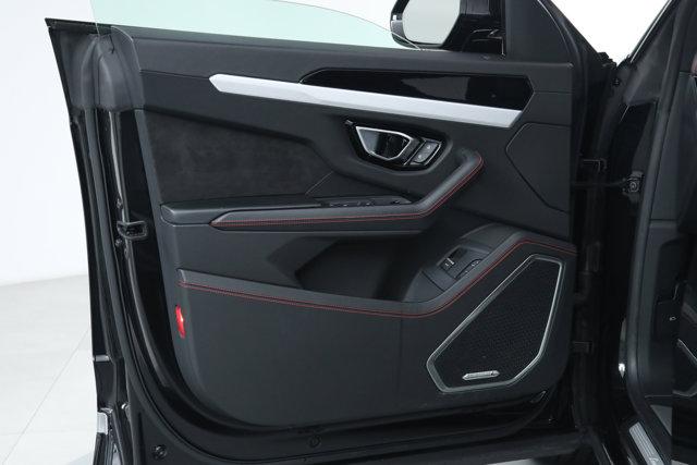 2022 Lamborghini Urus