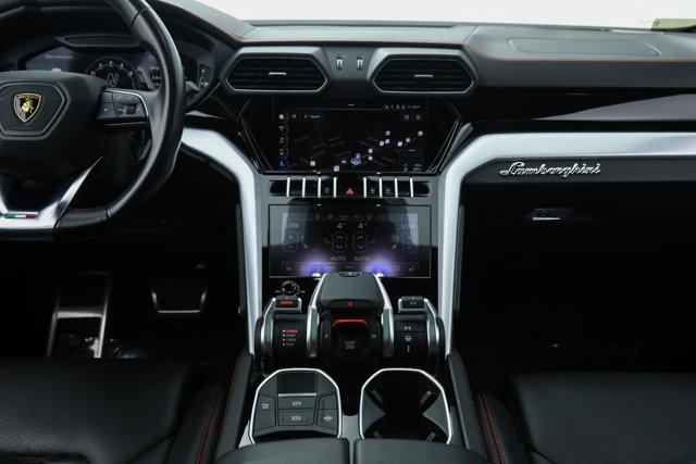 2022 Lamborghini Urus