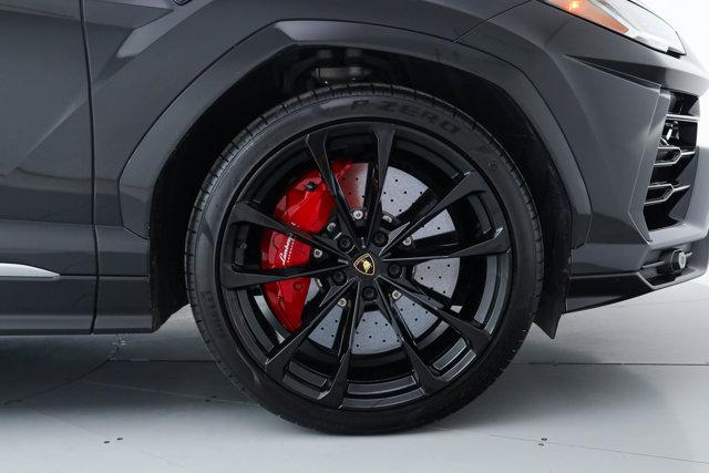 2022 Lamborghini Urus