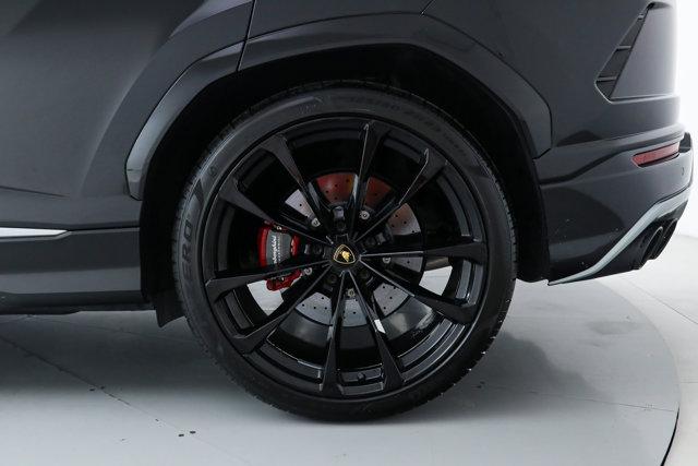 2022 Lamborghini Urus