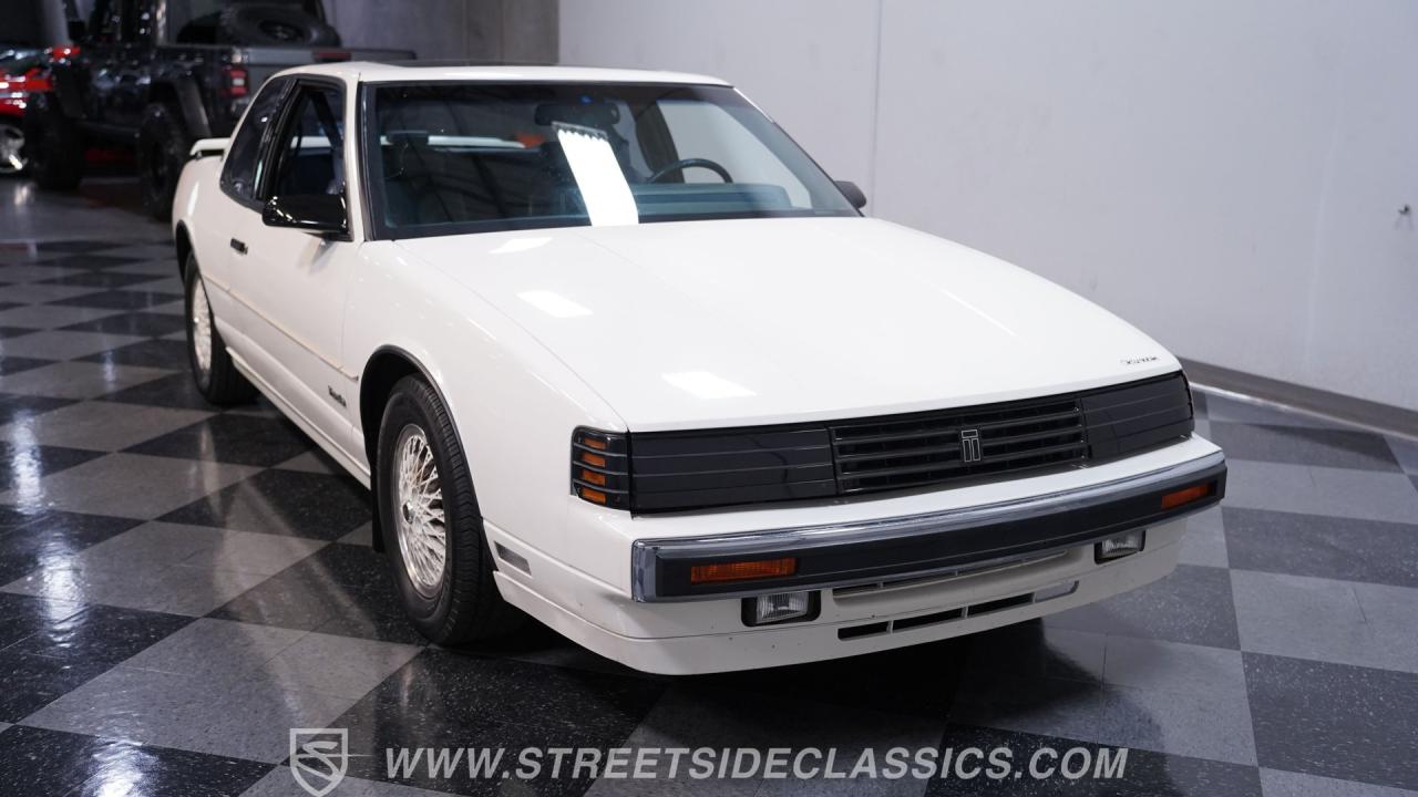 1989 Oldsmobile Toronado Trofeo