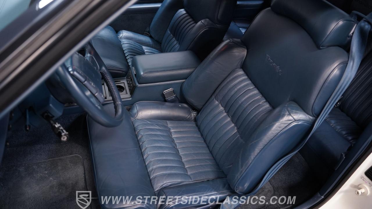 1989 Oldsmobile Toronado Trofeo