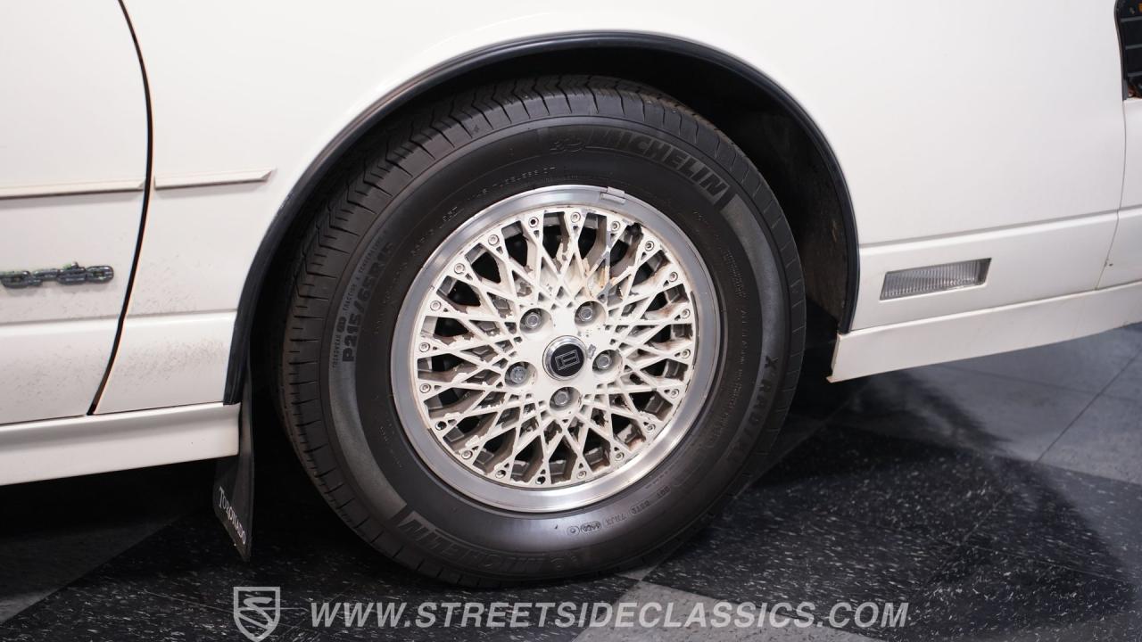 1989 Oldsmobile Toronado Trofeo