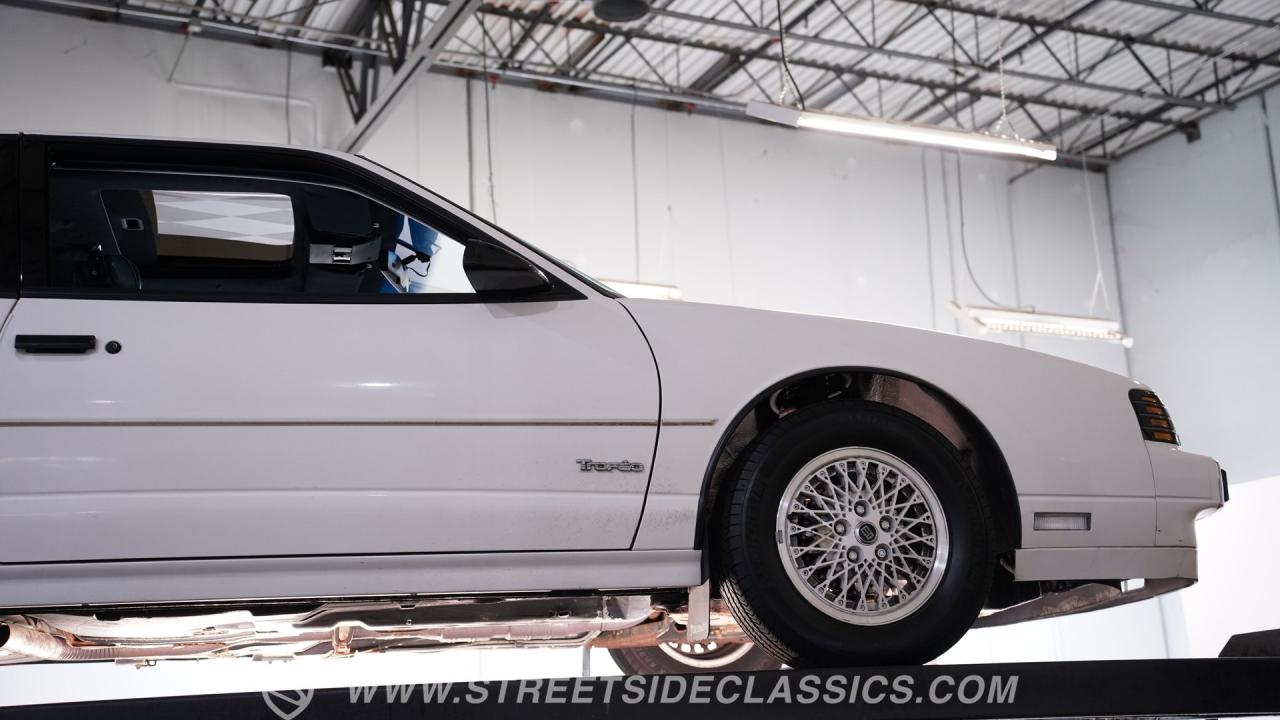 1989 Oldsmobile Toronado Trofeo