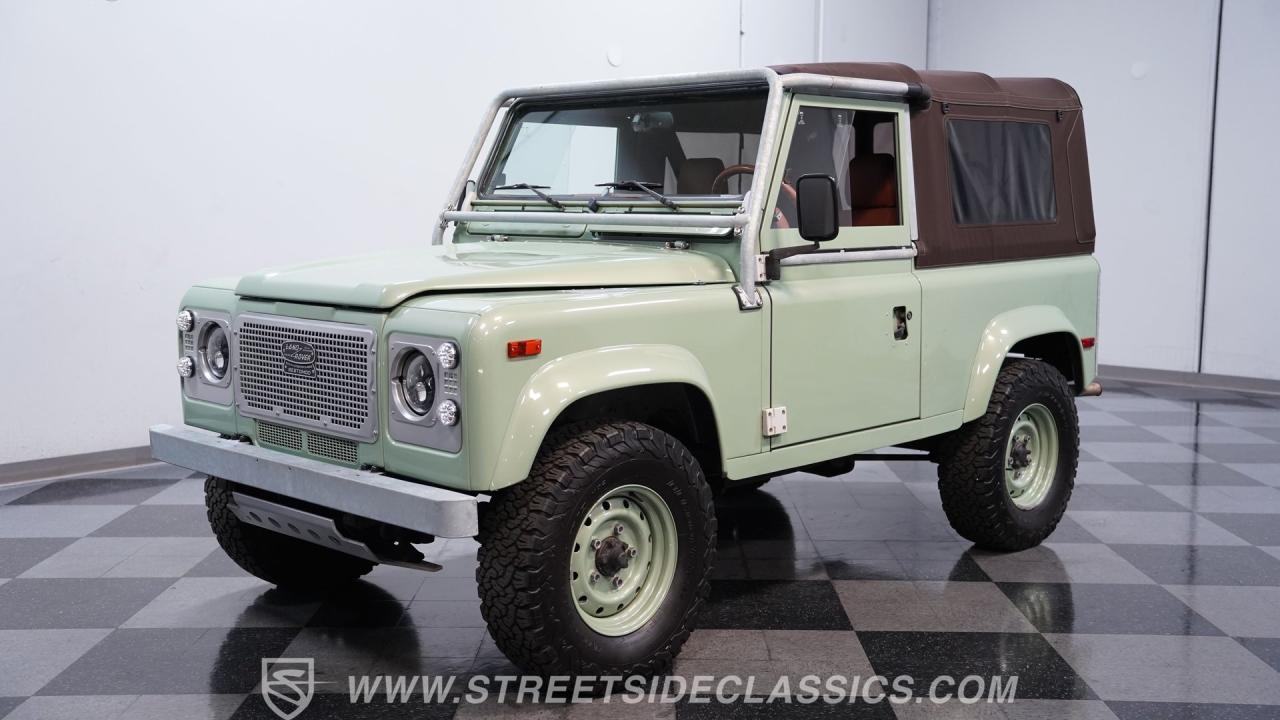 1997 Land Rover Defender 90 NAS