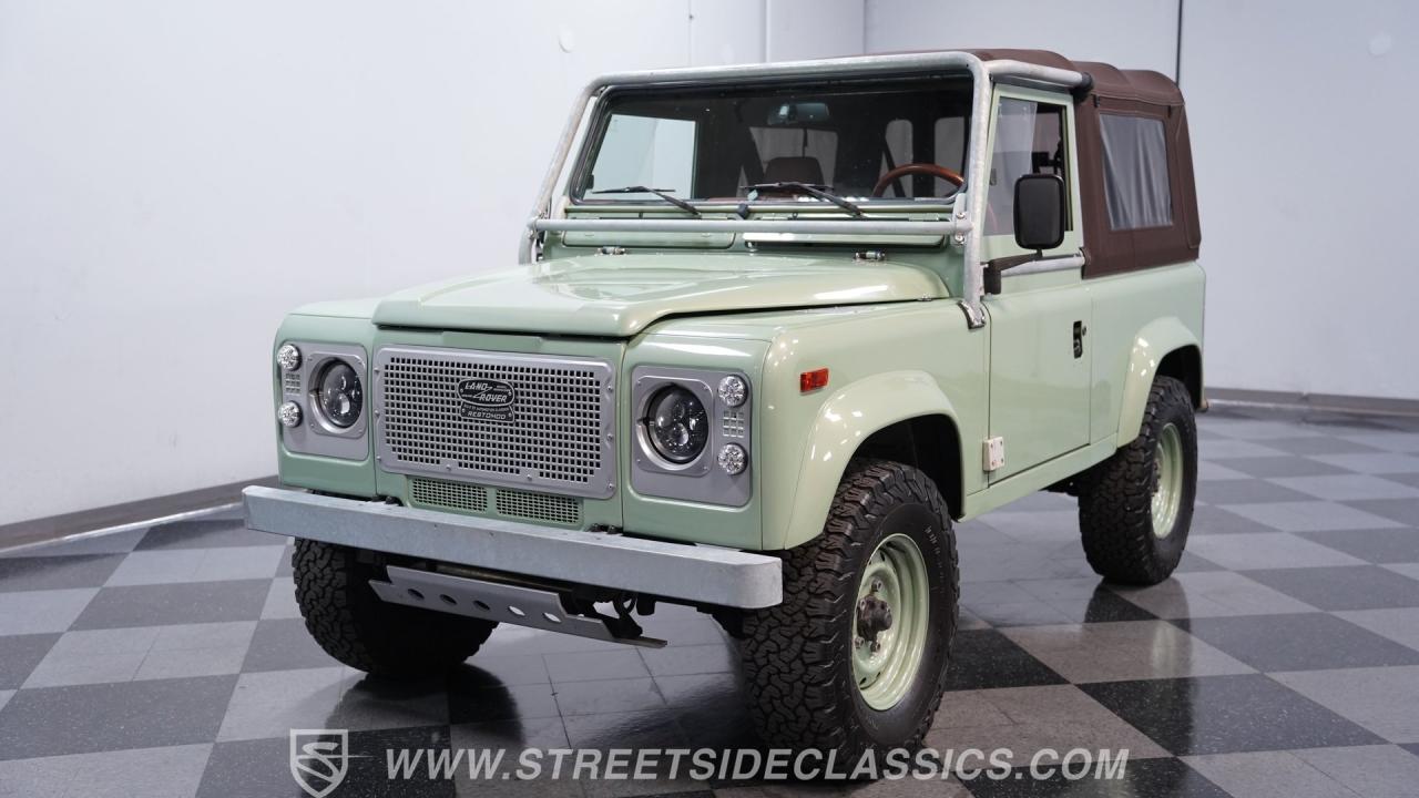 1997 Land Rover Defender 90 NAS