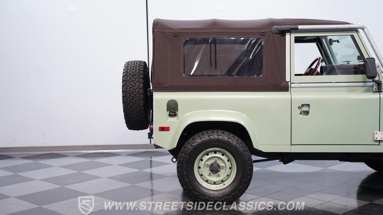 1997 Land Rover Defender 90 NAS
