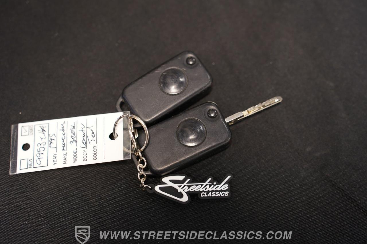 1995 Mercedes - Benz 320 SL