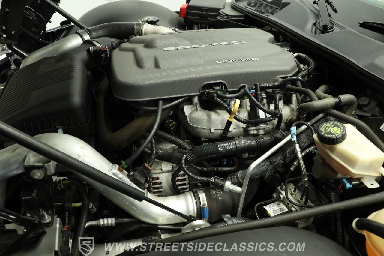 2009 Saturn Sky  Red Line
