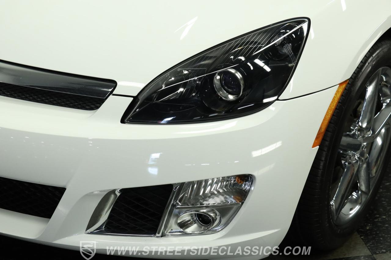 2009 Saturn Sky  Red Line