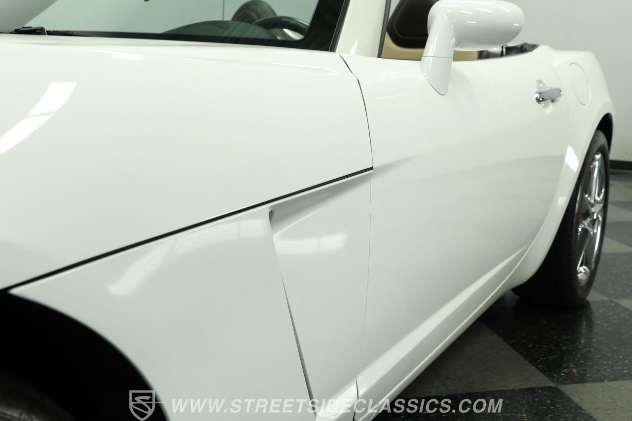 2009 Saturn Sky  Red Line