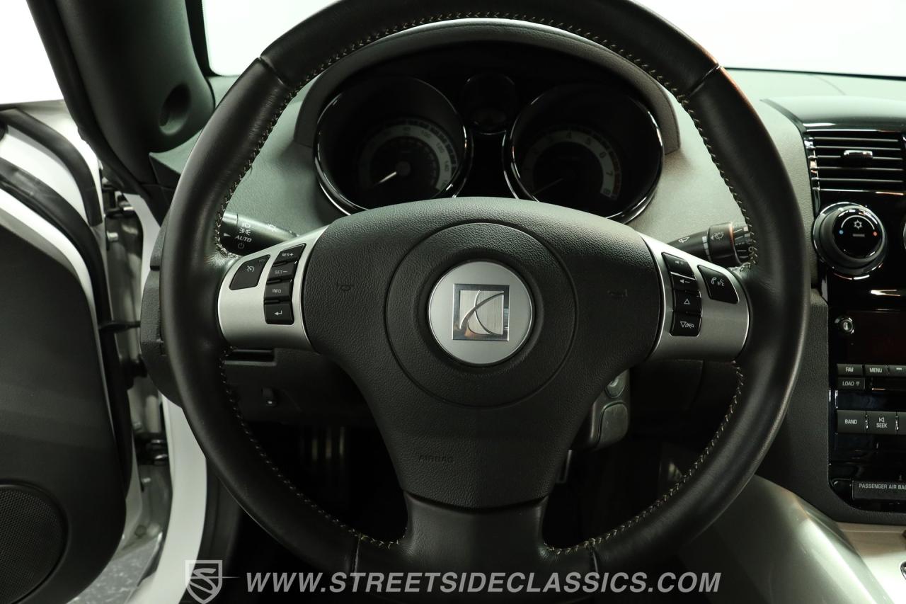 2009 Saturn Sky  Red Line
