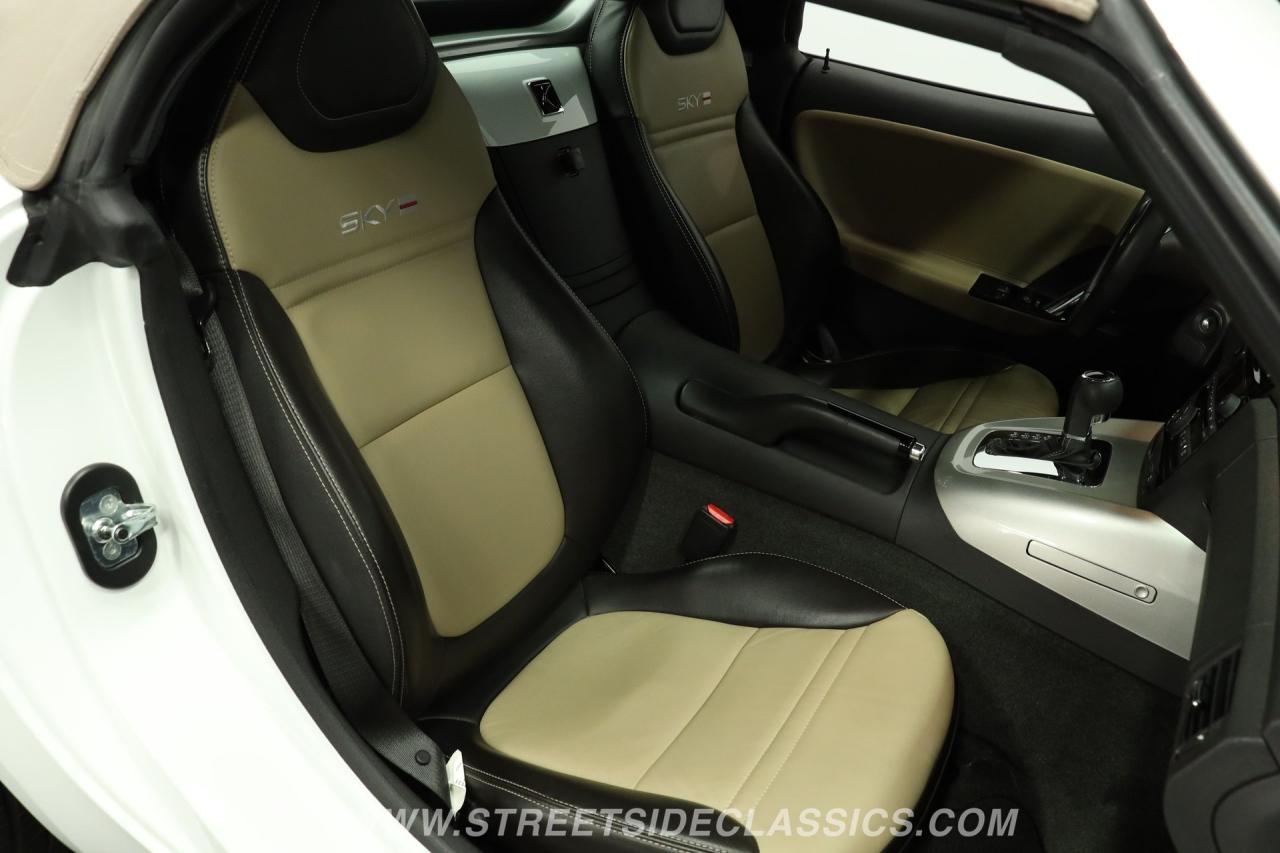2009 Saturn Sky  Red Line